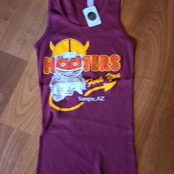 NWT Hooters small tank top - Picture 8 of 12